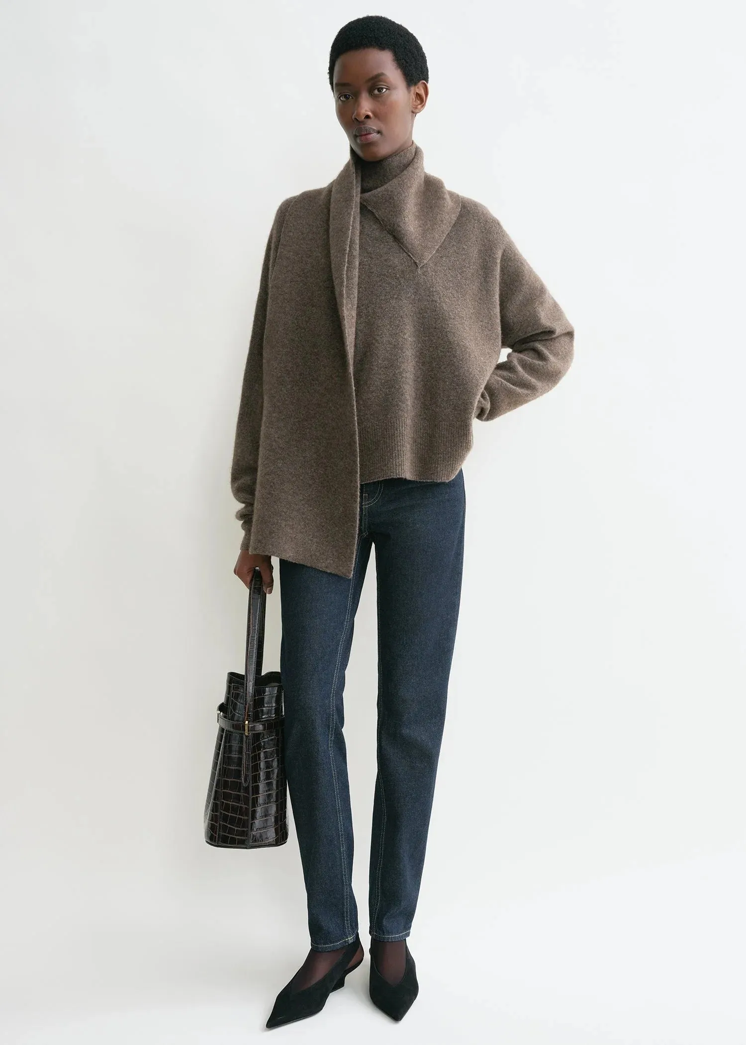 244WRT0368 Draped scarf knit sweater