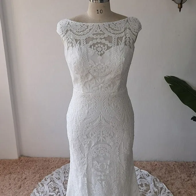 Bohemian Lace Wedding Dress