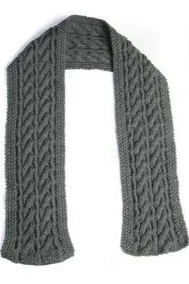 Reversible Cable Scarf Pattern (Knit)